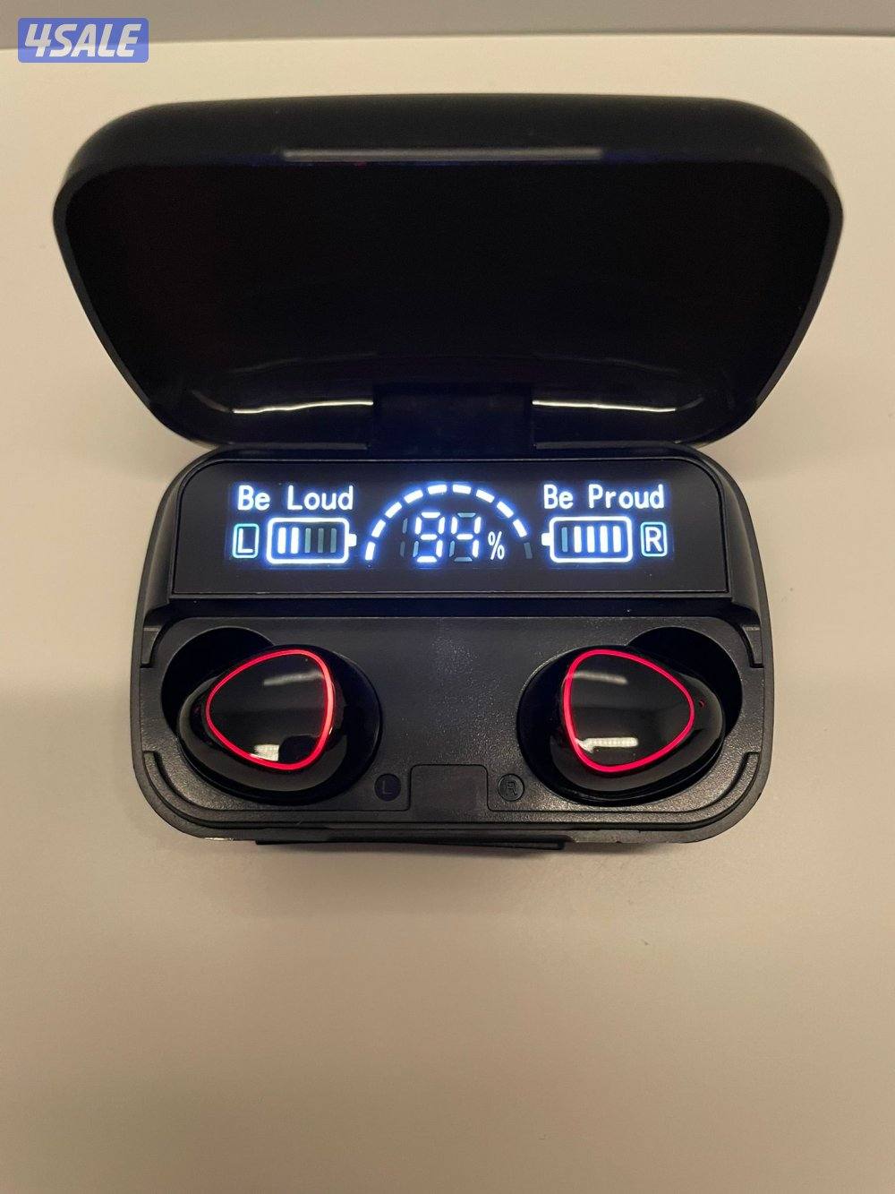 سماعه بلوتوث جديده بكرتونها ومعاها الشاحن والكرتون وفيها شاشه معلومات1