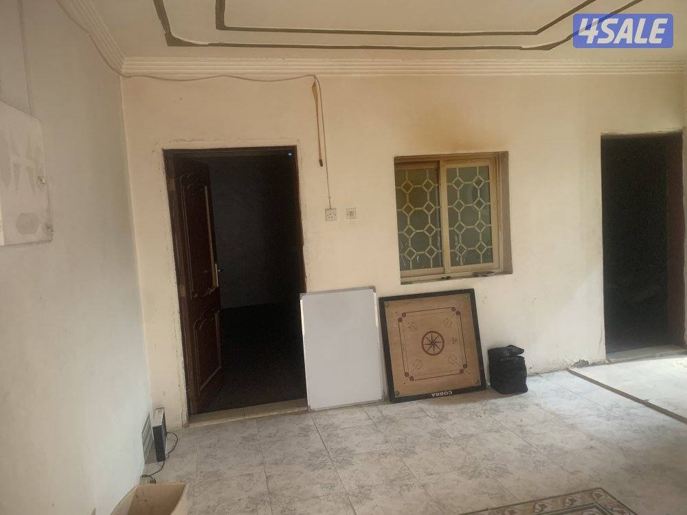 للايجار اسطبل في اسطبلات الاحمدي دوانيه ومقلط و٢ غرف نوم ومطبخ وحمام11