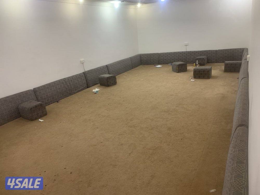 للايجار اسطبل شهري في اسطبلات الاحمدي دوانيه مطبخ وحمام مقلط ٢ غرف نوم13