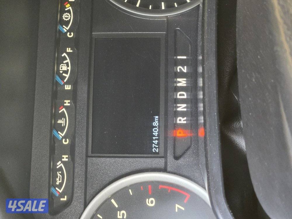 للبيع ونيت فورد f150 موديل 2015 غماره ونص أمريكي ماشي ٢٧٠ ميل دبل4