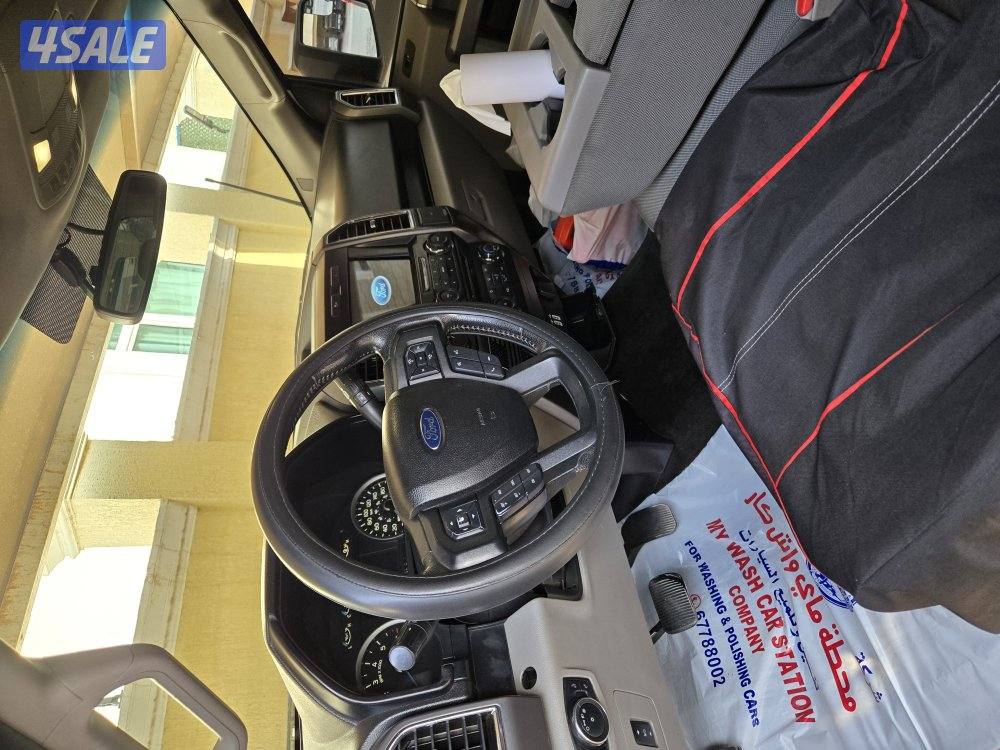 للبيع ونيت فورد f150 موديل 2015 غماره ونص أمريكي ماشي ٢٧٠ ميل دبل6