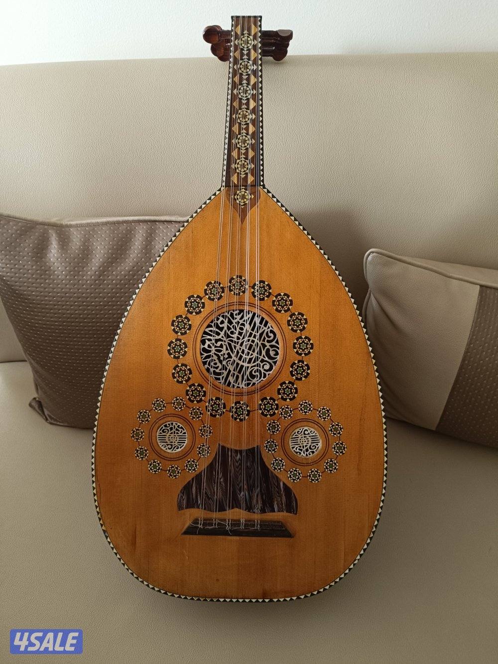 للبيع عود على خليفه ١٩٨٣0