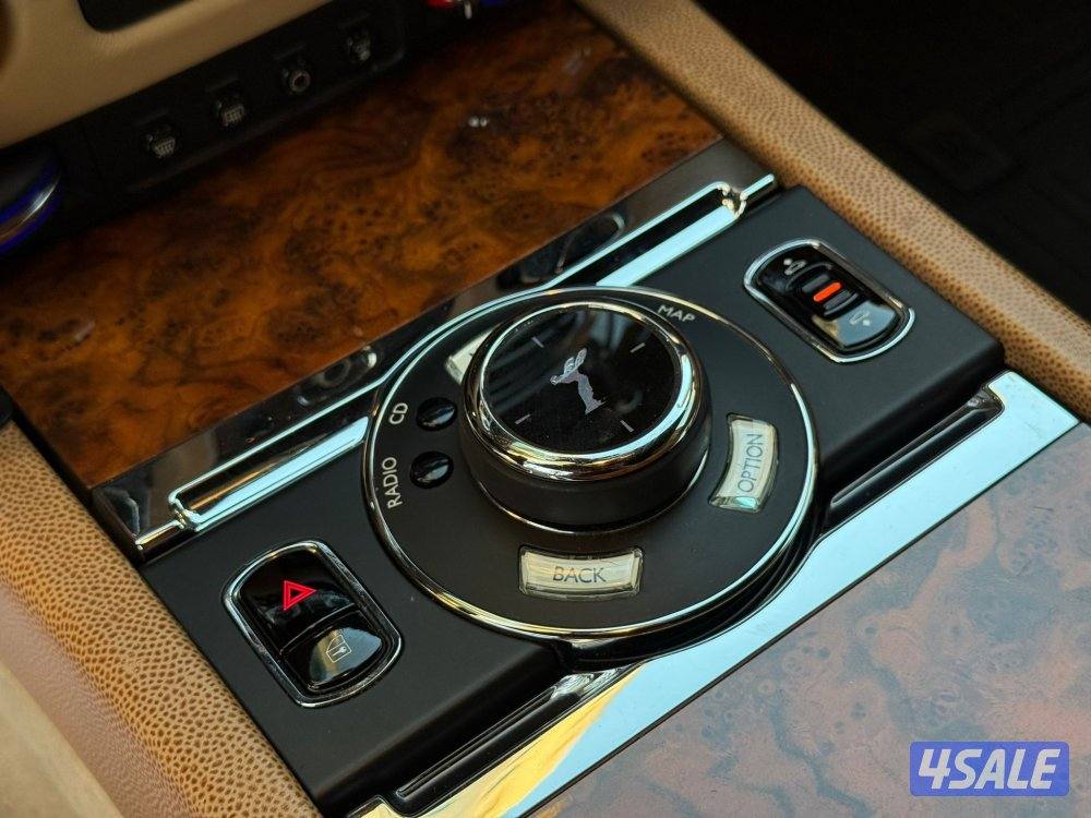 رولزرويس ريث موديل2014 عداد94الف وارد الغانم سيرفس منتظم11