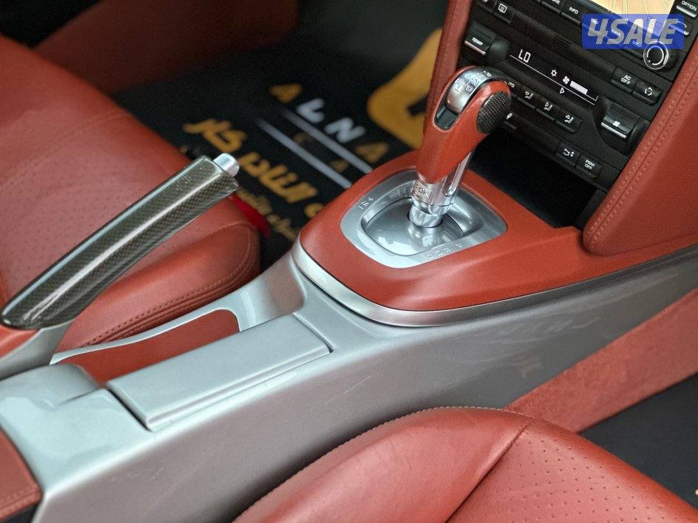 للبيع بورش كريرا TURBO موديل 201011