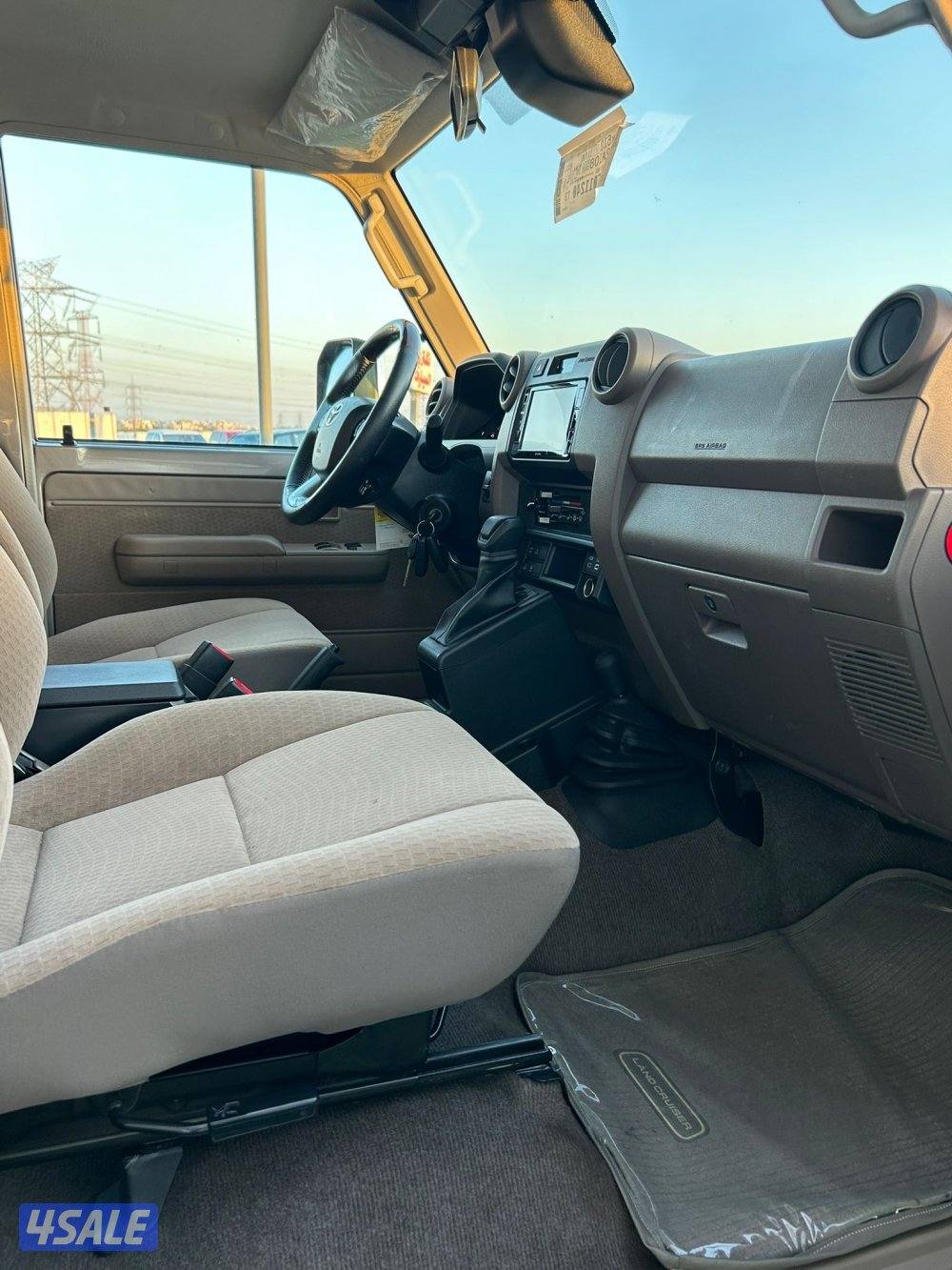 للبيع لاند كروزر LX ربع6