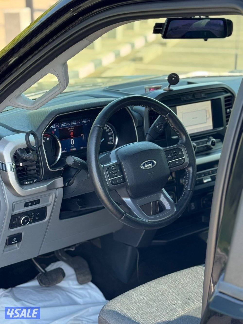 للبيع وانيت F150 موديل 21 عداد ٧٣ بحاله نادره9