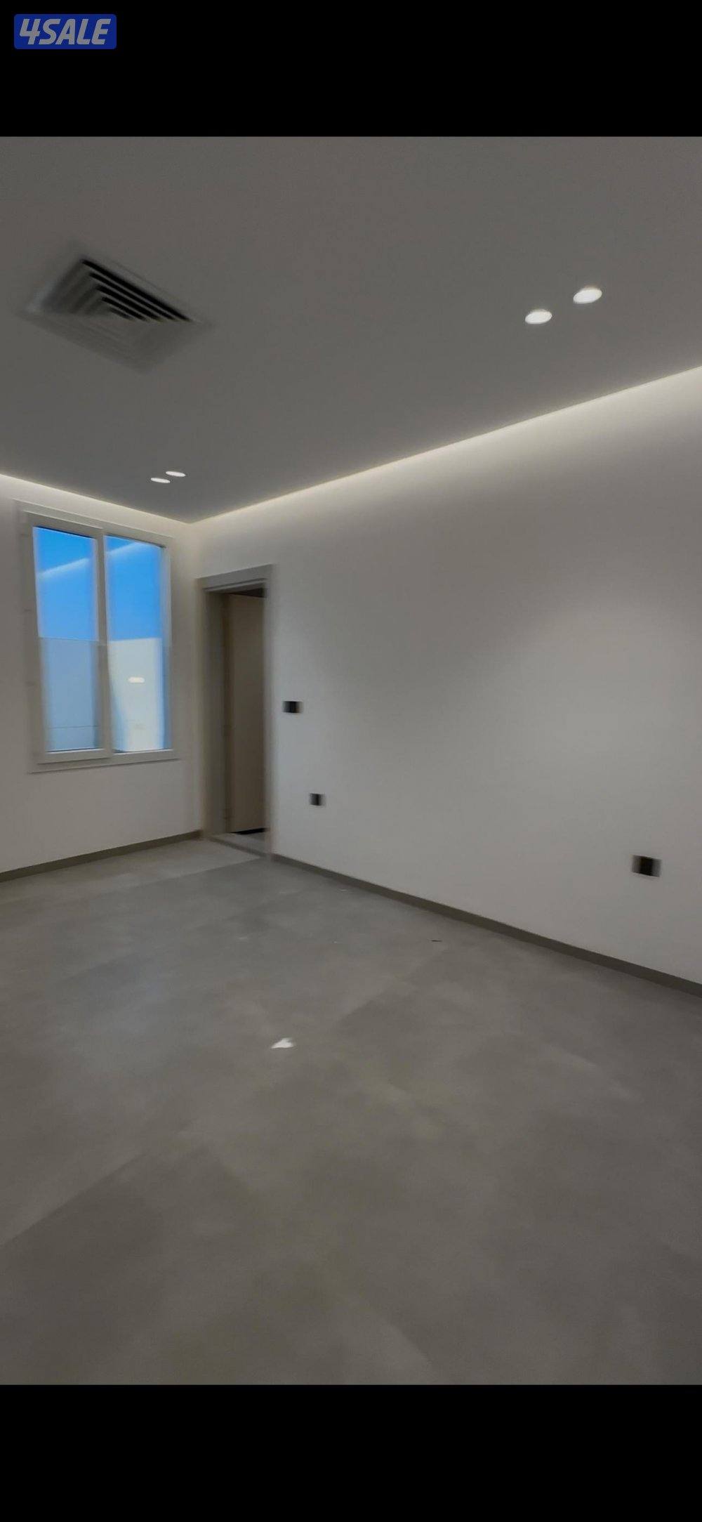 للايجار دور مع روف كبير اول ساكن منطقة خيطان الجنوبي11