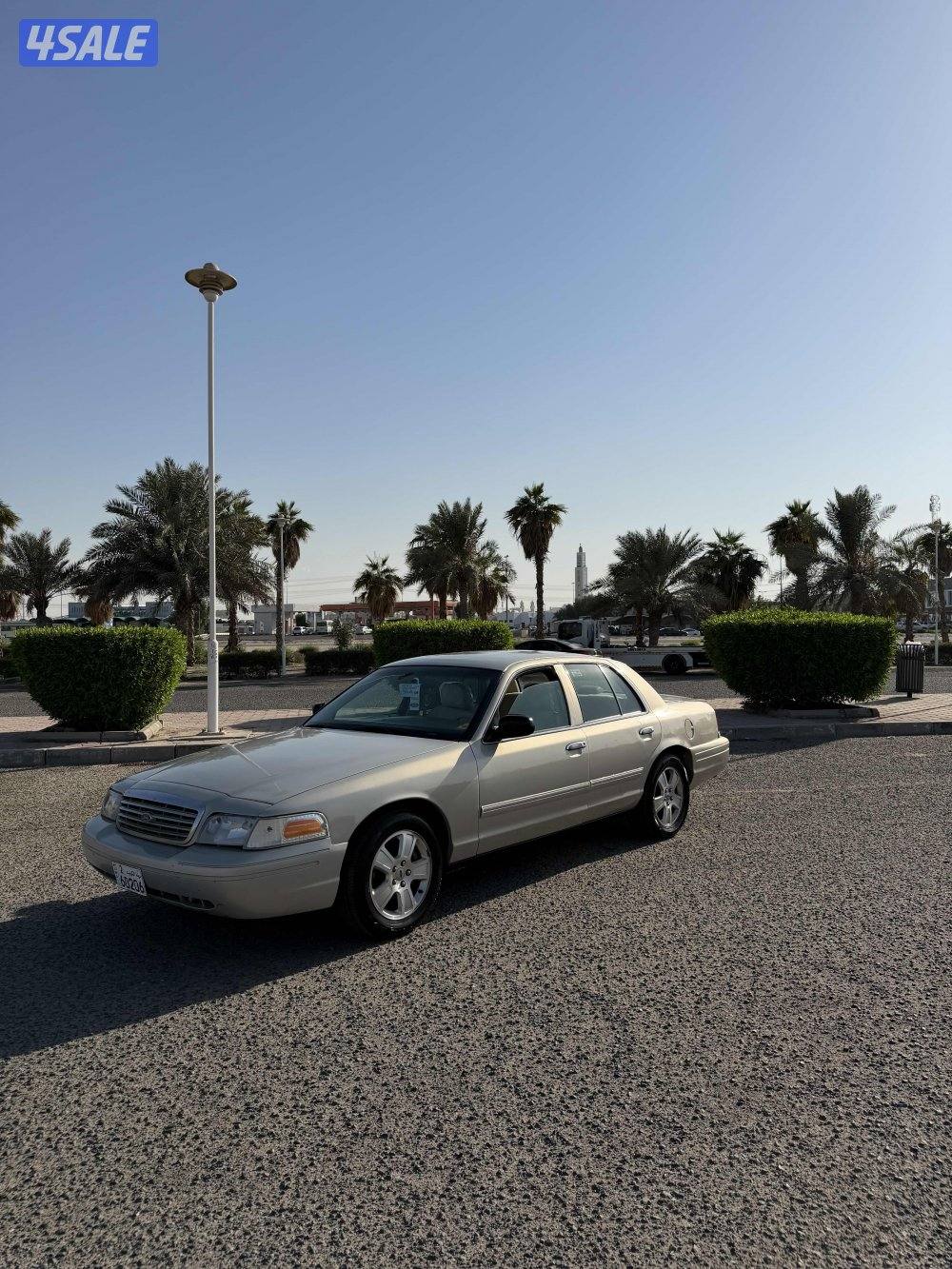 البيع فورد فكتوريا0