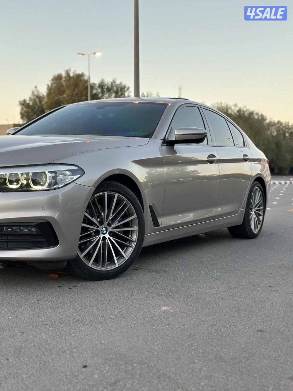 للبيع BMW 520i سبورت لاين2