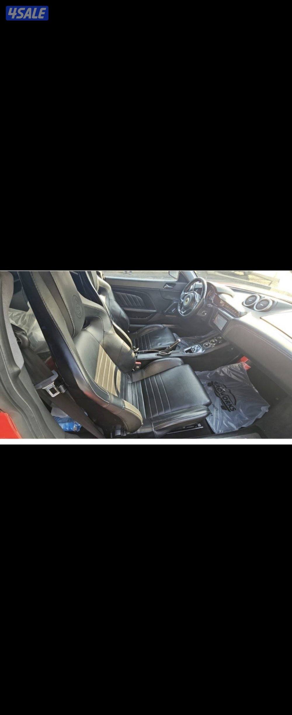 لوتس ايفورا ٤٠٠4