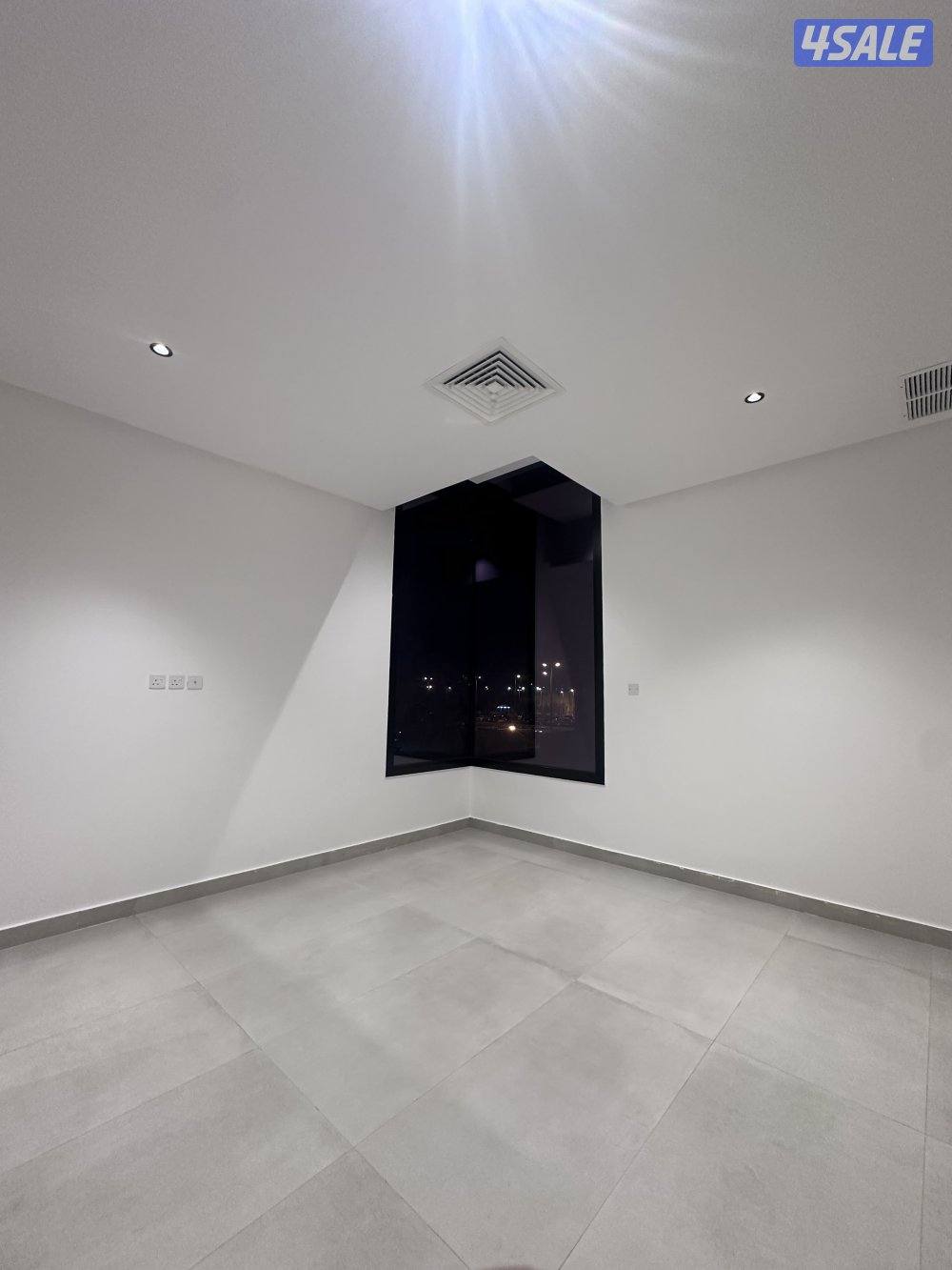 للإيجار بالقادسية للمعاريس، شقة ثلاث غرف كلهم ماستر.1