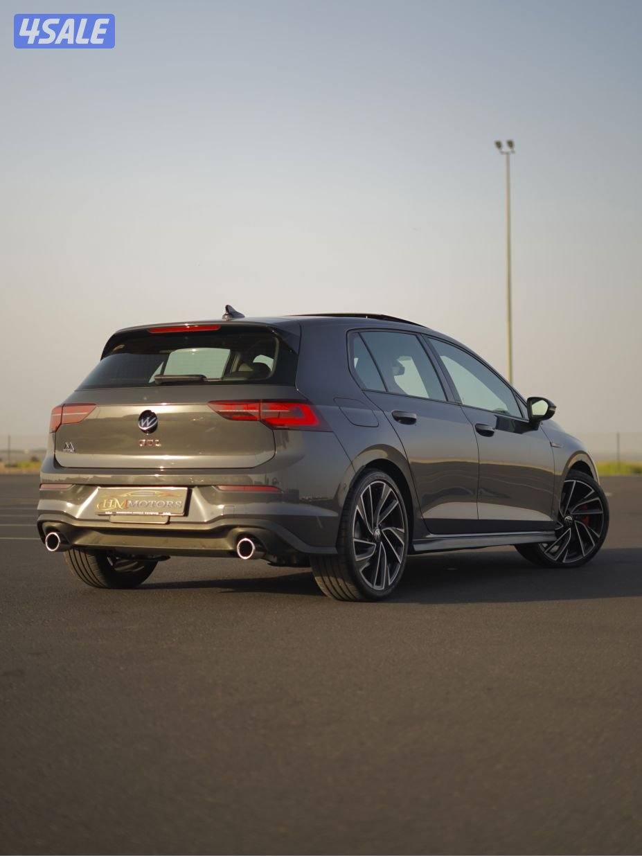Golf GTI P2 Full Option / 2024 / 4.000KM5