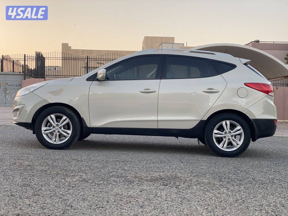 جيب توسان 2014  شرط الفحص والسعر نهائي0