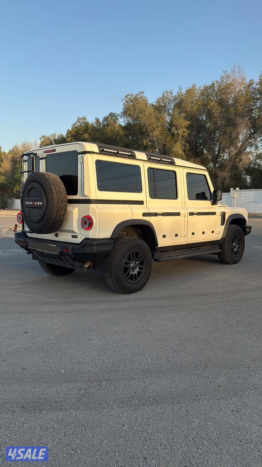 للبيع اينوس ماشي 10الف كيلو فقط3