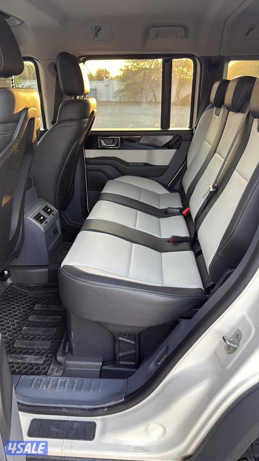 للبيع اينوس ماشي 10الف كيلو فقط8