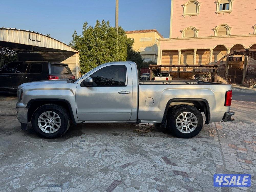 للبيع وانيت سييرا موديل 2017 الممشى 150الف مصبوغ تجميلي شرط قير ومكينة3