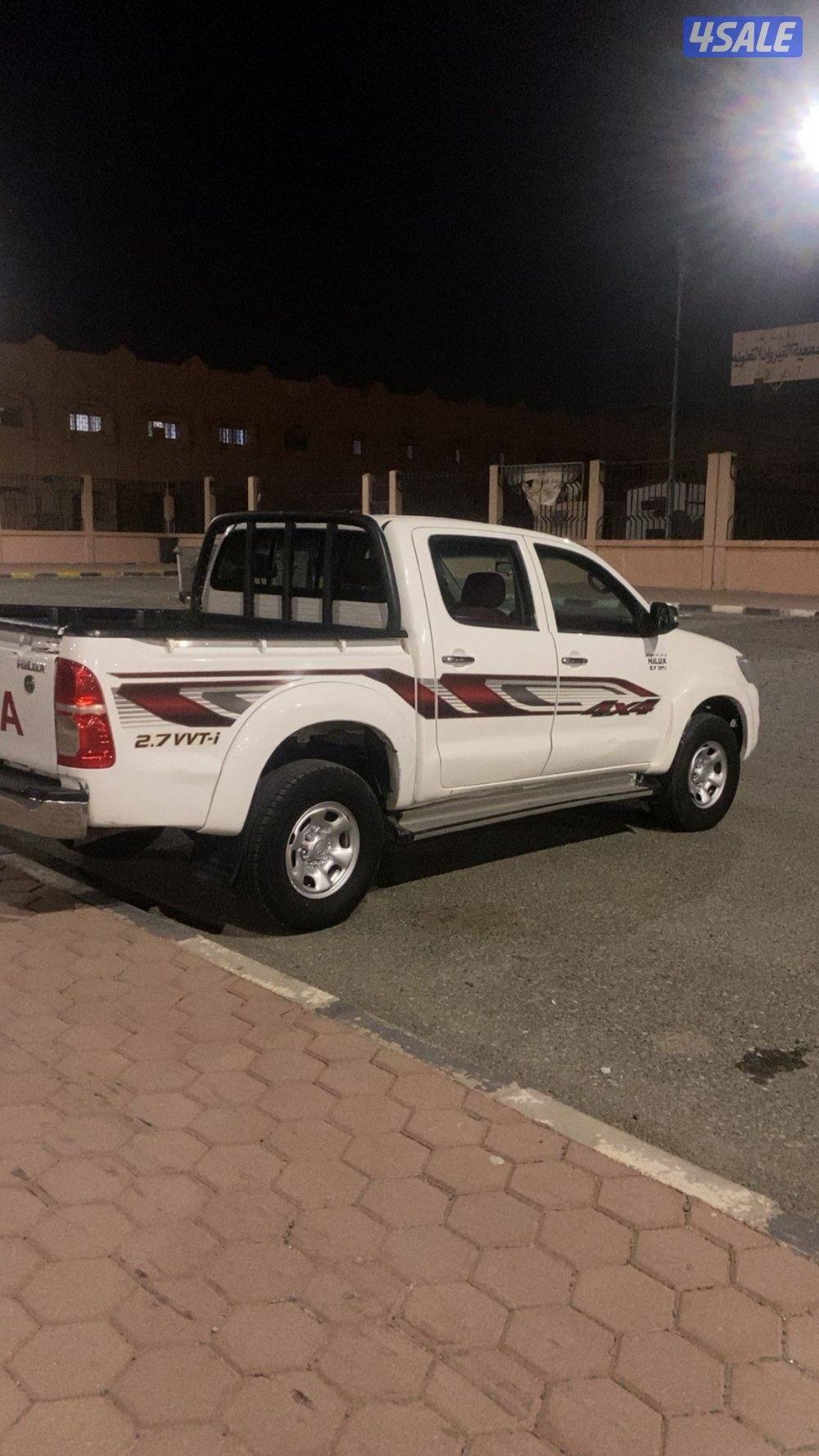 للبيع وانيت هايلكس 2012 قير عادي دبل قير1