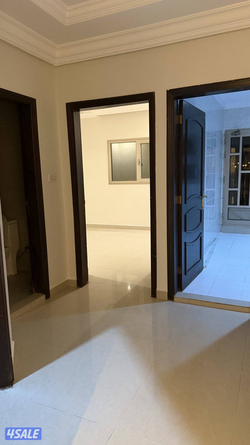 للايجار شقة في عبدالله المبارك الدور الأول7