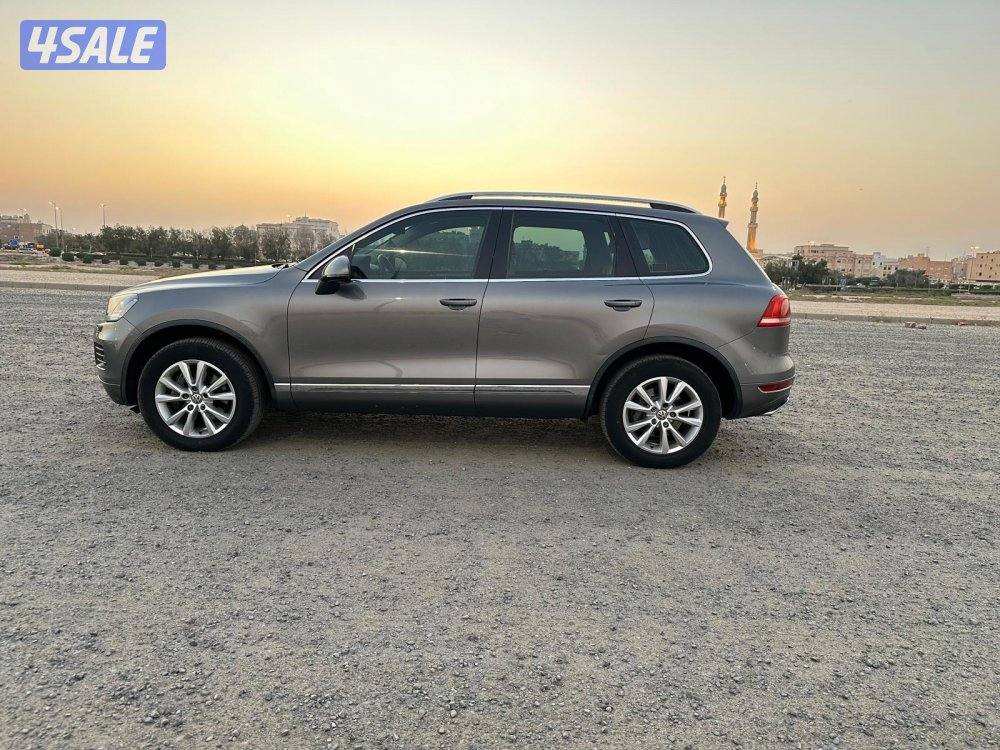 فولكسفاغن طوارق ٢٠١٢ في قمة النظافة4