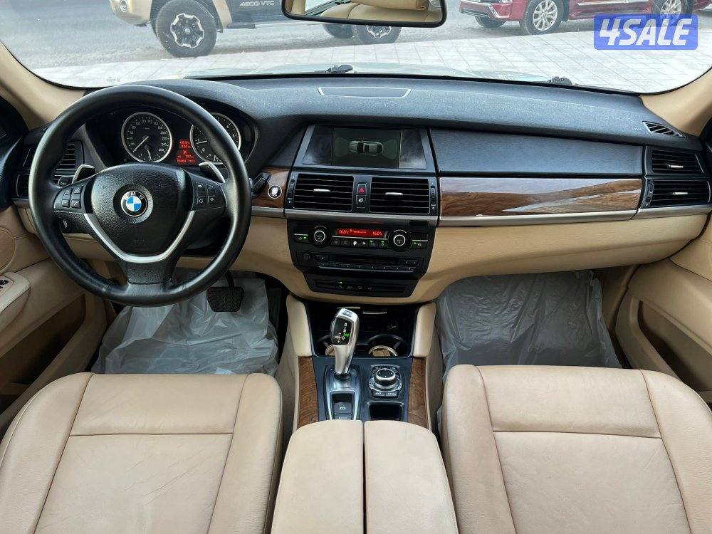 بي ام 2012 / X6 بحاله ممتازه كامل المواصفات شرط الفحص9