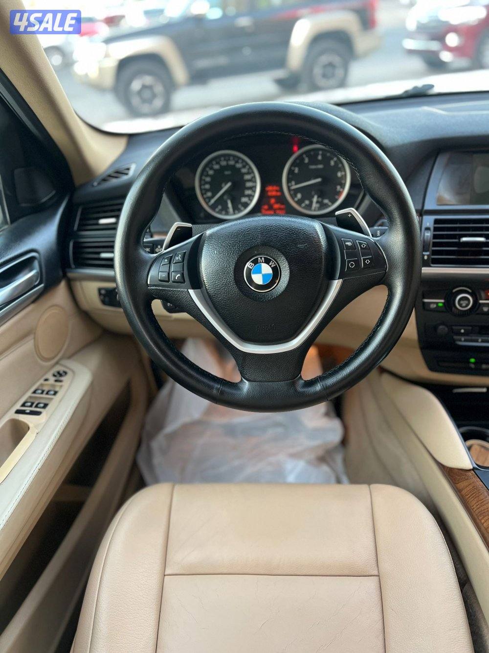 بي ام 2012 / X6 بحاله ممتازه كامل المواصفات شرط الفحص10