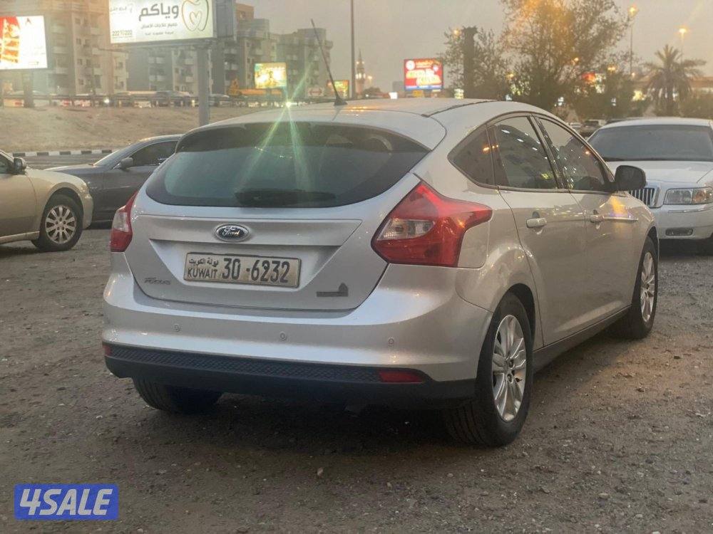 للبيع فورد فوكس / وممكن مع البدل6