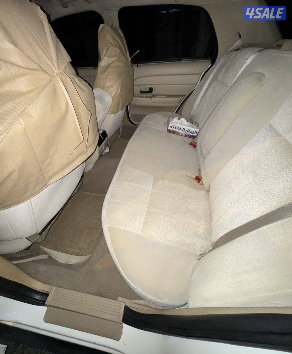 فورد كراون فكتوريا بحالة ممتازة5