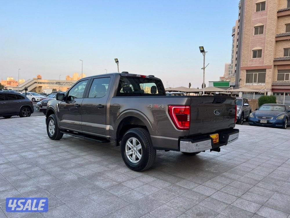 وانيت فورد 2021/F150 ماشي 150 الف بحالة الوكاله صبغ الوكاله شرط الفحص6