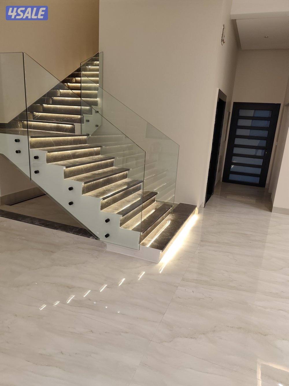 فني زجاج ومرايه ومضلات حدادا ديوانيات0