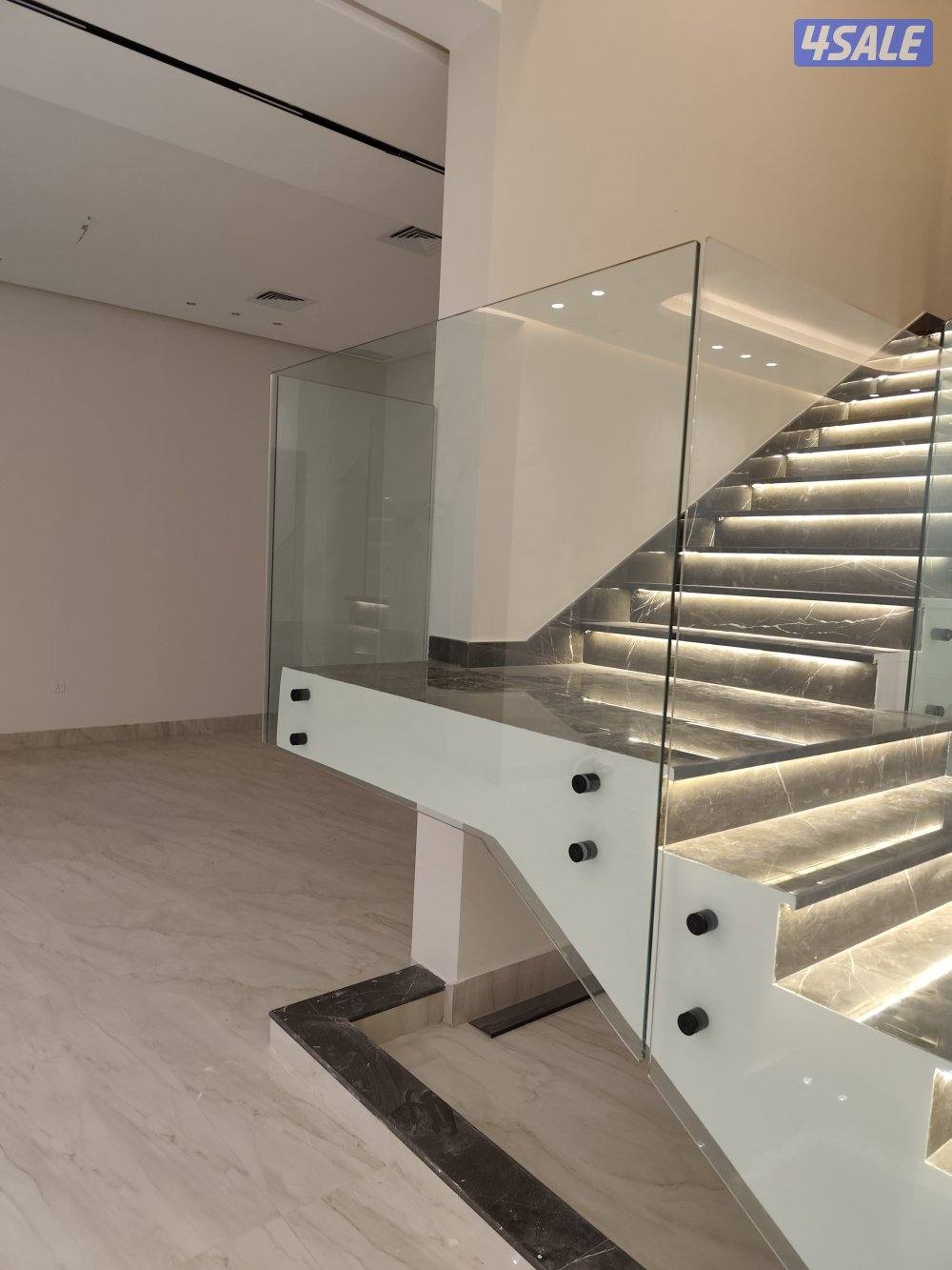 فني زجاج ومرايه ومضلات حدادا ديوانيات1