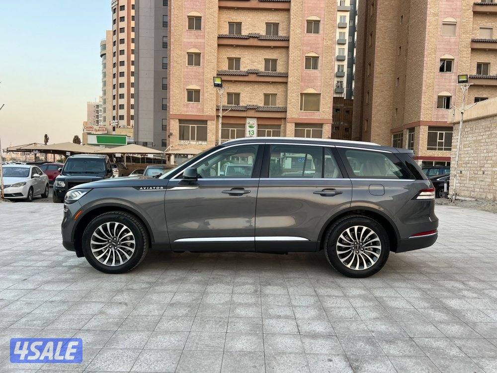 لنكولن افياتر 2021 ماشي 125 الف بحالة الوكاله صبغ الوكاله شرط الفحص4