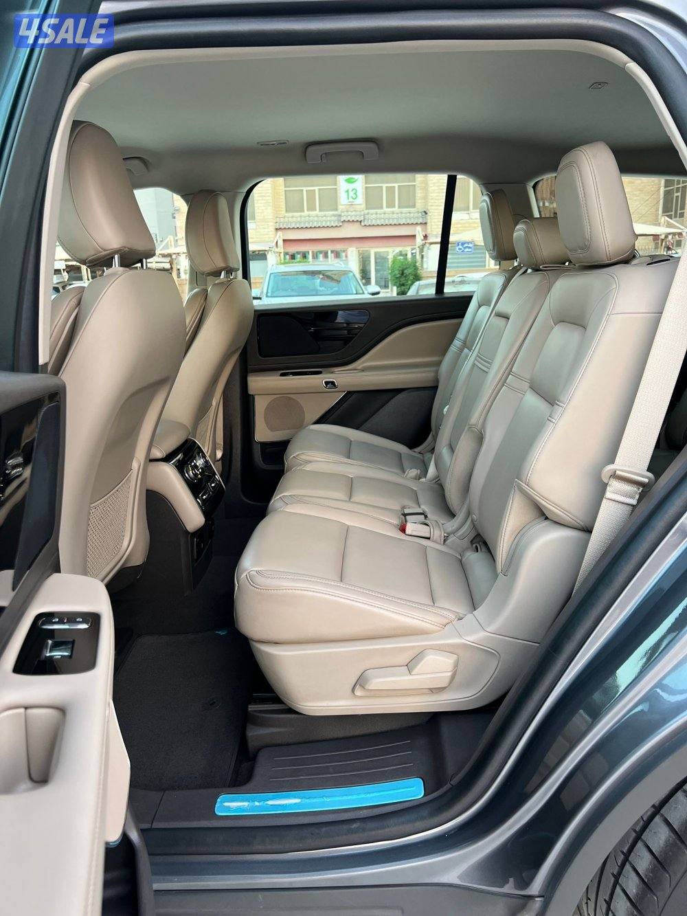 لنكولن افياتر 2021 ماشي 125 الف بحالة الوكاله صبغ الوكاله شرط الفحص8