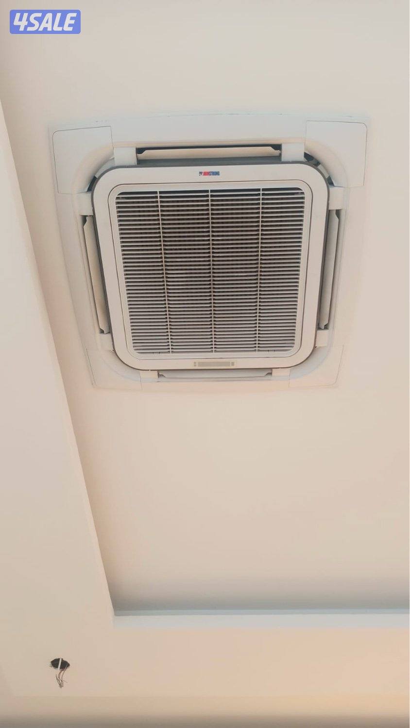 وحدات تكييف كاسيت 3 طن ارم استرونج موديل السنة شبه الجديد2