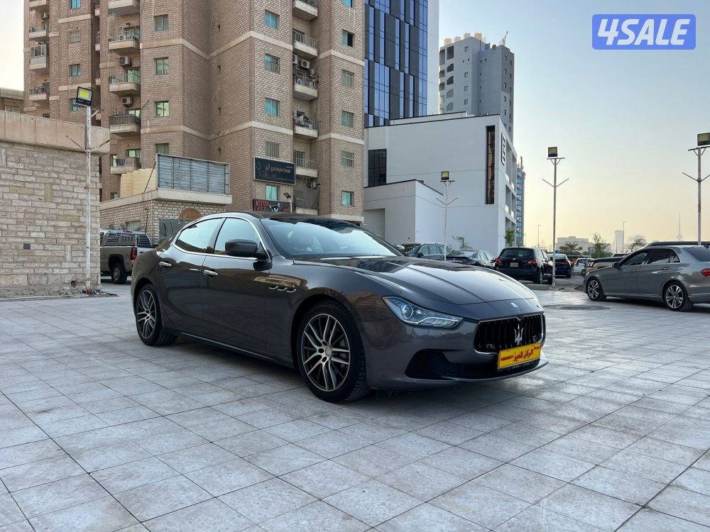 مازيراتي جيبلي 2016 ماشي 77 الف بحالة الوكاله صبغ الوكاله شرط الفحص2