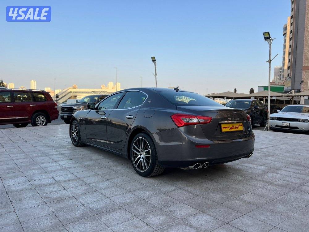 مازيراتي جيبلي 2016 ماشي 77 الف بحالة الوكاله صبغ الوكاله شرط الفحص7