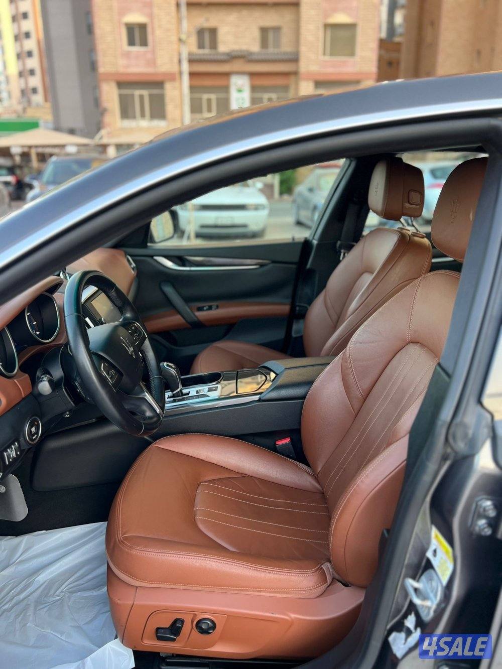 مازيراتي جيبلي 2016 ماشي 77 الف بحالة الوكاله صبغ الوكاله شرط الفحص11