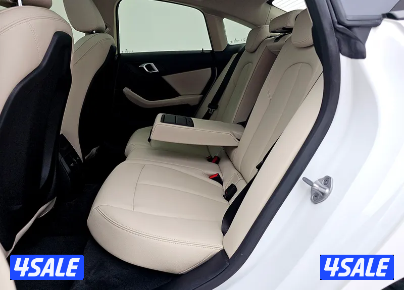 BMW 218i Gran Coupe10