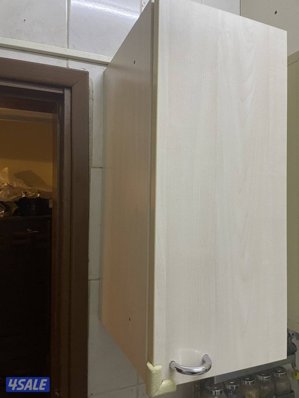 للبيع خزائن مطبخ وحوض غسيل أطباق1