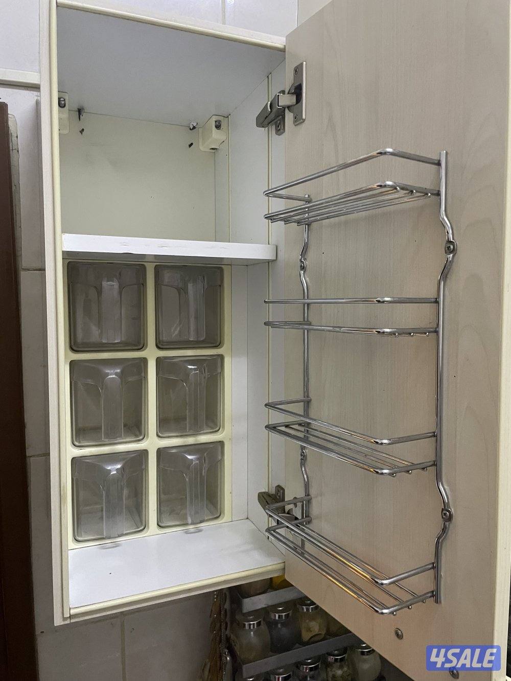 للبيع خزائن مطبخ وحوض غسيل أطباق2
