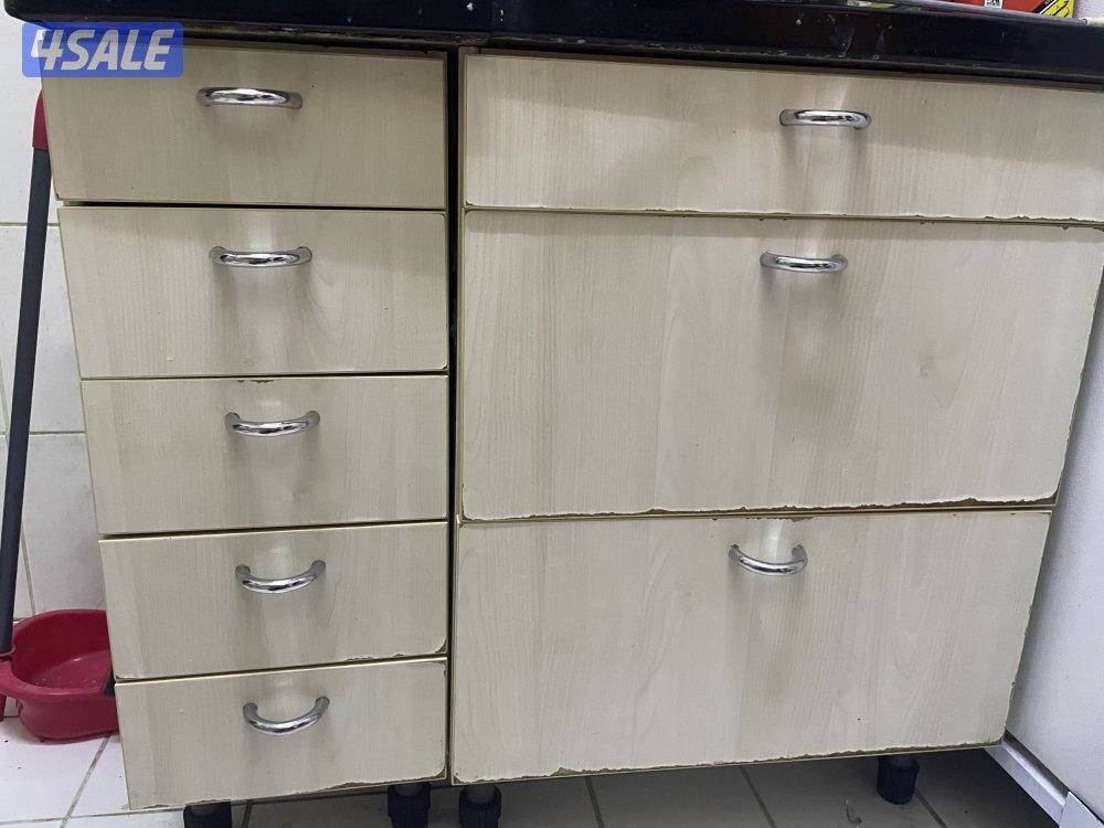 للبيع خزائن مطبخ وحوض غسيل أطباق3