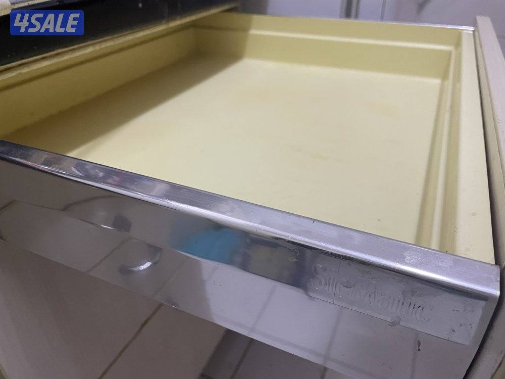 للبيع خزائن مطبخ وحوض غسيل أطباق9