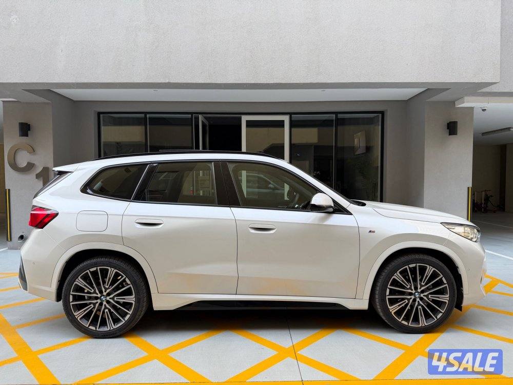 بيعة سريعة X1 M-kit اعلى فئة ٢٠٢٤ تحت الكفالة عداد ١٠ الاف كم فقط2