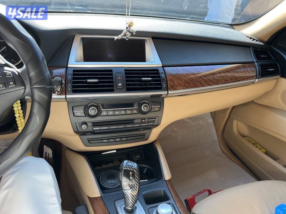 للبيع BMW موديل ٢٠١٠ كامل المواصفات الدرجة الاولي6