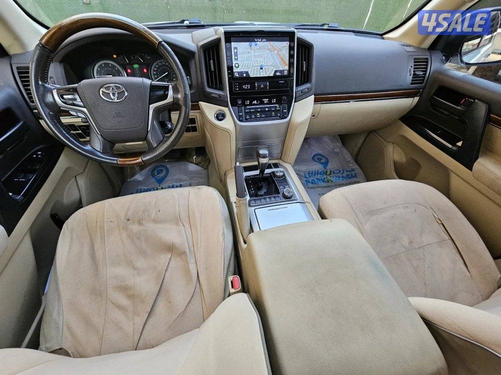 Toyota Land-Cruiser GXR 20179