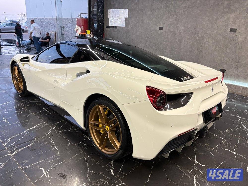 فيراري 488 GTB5