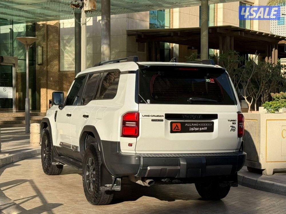 برادوWX FIRST EDITION موديل2024 عداد34الف وارد الساير تحت الكفاله3