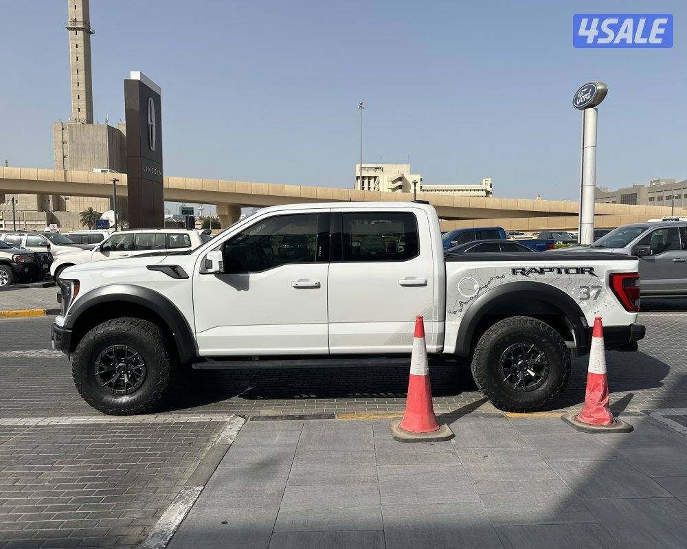 فورد رابتر 2022 اصدار 37 كامل المواصفات وكالة الغانم4