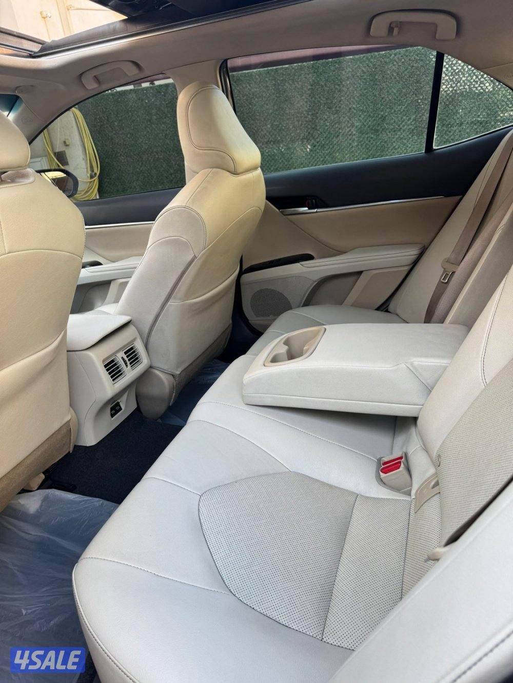 للبيع كامري موديل ٢٠٢١ لمتد الفل7