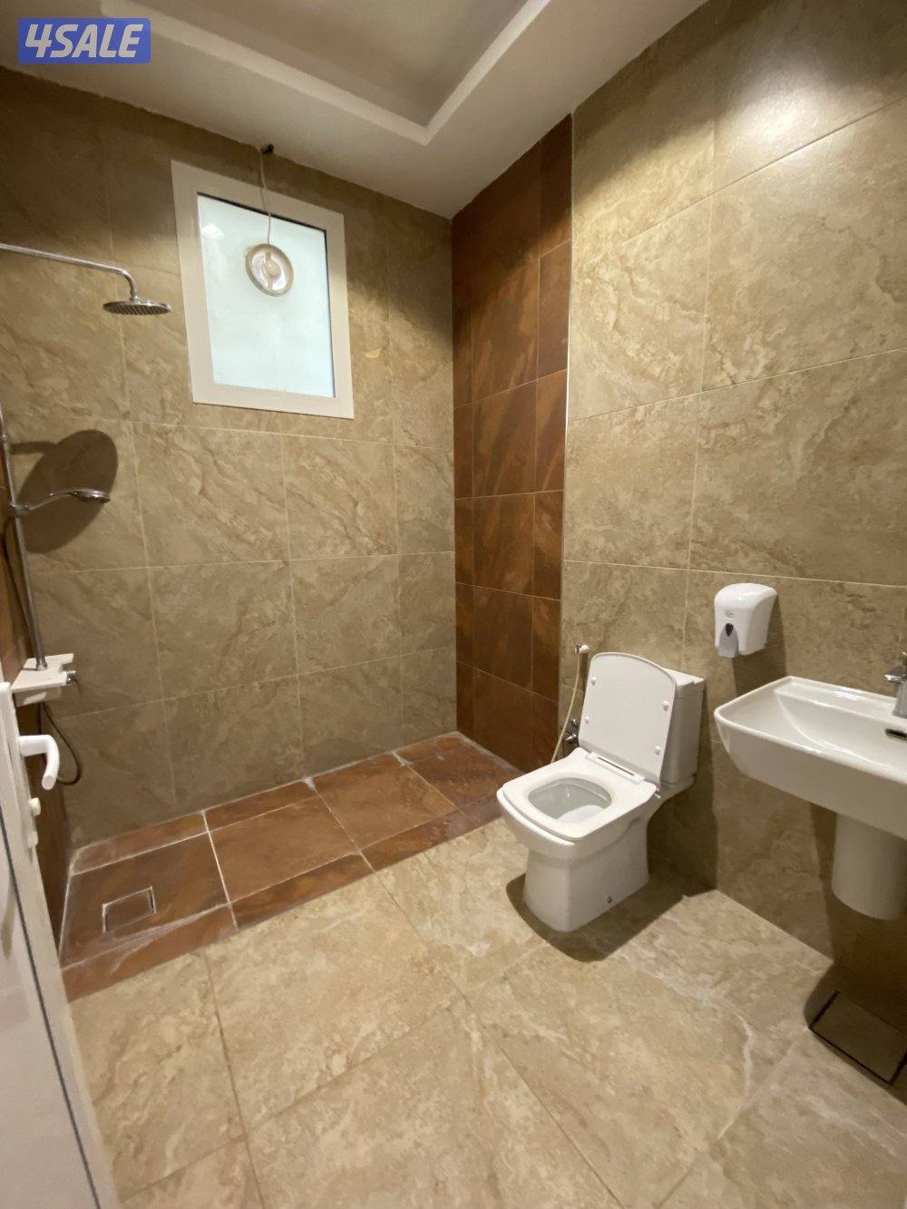 للايجار دور اول راقي بجابر الاحمد ق٥8