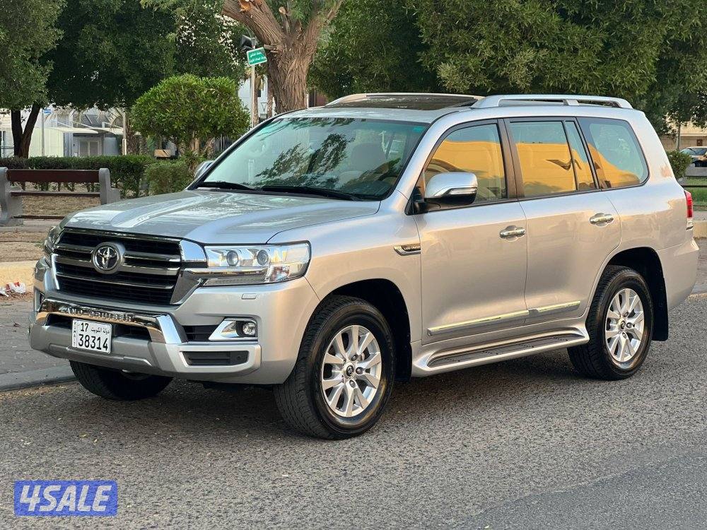 لاندكروزر موديل 2020 6 سلندر ماشي 119 فقط0